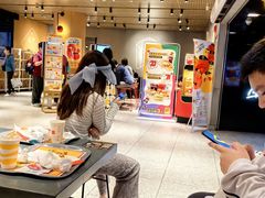 -麦当劳(中山公园龙之梦店)