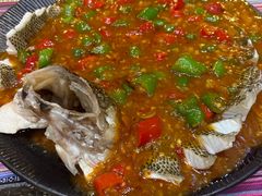 -香巴拉云南餐厅(华莱坞店)