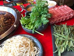 -谭鸭血老火锅(漳州路店)