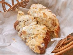 杏仁羊角-麦田工坊(月湖店)