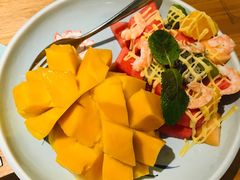 越式芒果鲜虾沙律-米纸越南小馆(金鹰世界店)