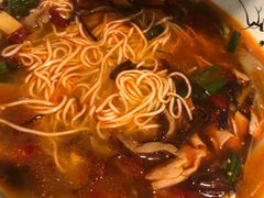 -哇蛙牛功夫面渝都料理(龙阳广场店)