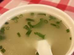 -洪霞餐馆·川菜·鲜货现炒(两江春城店)