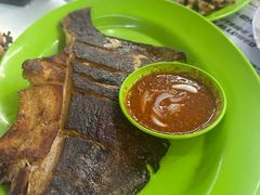 烤魔鬼鱼-明记烧鱼美味店