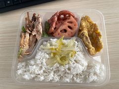 -明姨仔潮汕美食·碳炉猪脚·汕尾牛腩饭·起片鸡煲(起义路店)