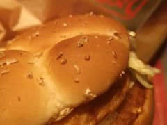 -麦当劳(海岸城店)