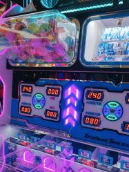 -多奇妙乐园·淘气堡·电玩·抓娃娃(海口吾悦店)