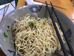 -丁丁猫重庆小面(徐州路店)