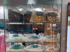 -福奈特洗衣·洗鞋·奢侈品护理(武汉国际广场店)