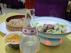 -凯盛食府(右玉小吃街店)