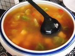 鸡汤炖豆腐-八两八金·莱芜特色炒鸡(市南漳浦路店)
