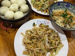 牛肉炒年糕-嵊州小吃(杭州东站店)