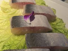 -茅草房·河畔园林火锅