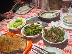 -威记烧嘢·南宁烧烤·超级生牛(绿地店)