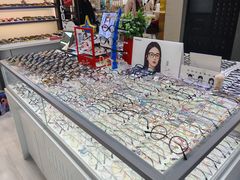 -华彬眼镜专业渐进配镜(潘家园店)
