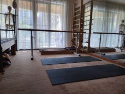 -彤竹瑜伽普拉提馆·女子孕产健身会所