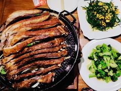 -蒙艾里民族传统菜蒙餐