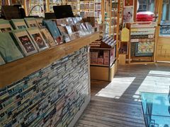-猫的天空之城概念书店(丽江古城饮玉巷店)