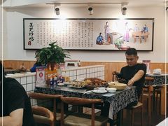 大堂-八两八金·莱芜特色炒鸡(市南漳浦路店)