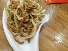 -东来菜馆•手抓海鲜家常菜•海鲜锅贴(鸽子窝店)