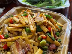 -苗湘食府(十年店)