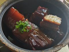 本帮红烧肉-炊江南·上海菜(国展华漕店)