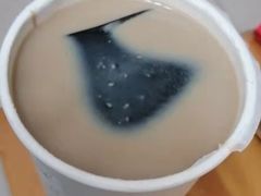 奶茶三兄弟-CoCo都可(搜秀城店)