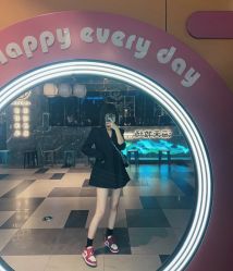 -MOVAN  HAIR莫凡匠人发型屋