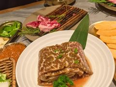 -草家酱蟹炭火烤肉店(珲春南路一店)
