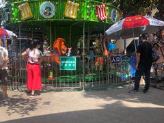 -顺德大良半月城游乐场