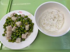 青豆鱼丁-北大家园食堂