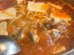 -野山舂·贵州现舂酸汤牛肉(民生路店)