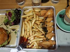 -MIKAKU(万达广场上海宝山店)