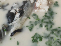 -美顺香食府鱼头老店(雪野湖店)