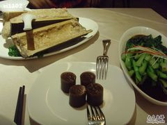 小米蒸排骨，红豆糕-粗茶淡饭·汉口公馆(循礼门店)