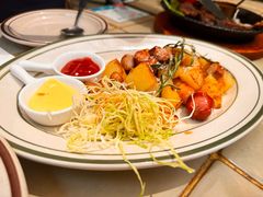 -玛格萝妮比萨屋(四平店)