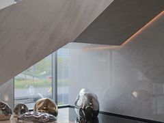 -深圳国际会展中心希尔顿酒店(前海华发冰雪世界店)