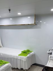 -苗医生专业祛痘·皮肤管理