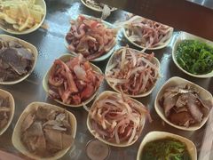 -金杨拉面王小吃面馆·牛三宝面·红烧牛肉粉