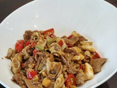 牛肉炒鱼肚-茶叁酒肆·楚味江湖(菱角湖店)