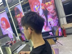 -藤野造型烫发染发