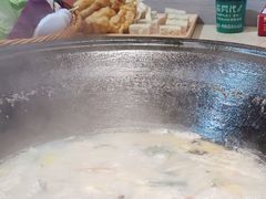 -陈大锅·岳阳鱼馆·地道岳阳菜(美食街店)