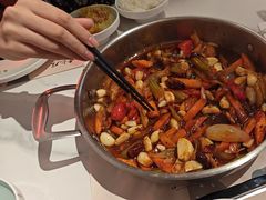 -黄记煌三汁焖锅(新佳丽江汉路店)