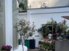 -Mark&Mars Restaurant