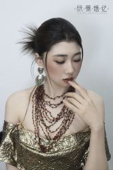 -欣薇婚纱(新源乐汇城店)