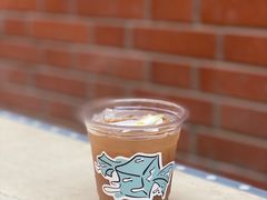 -HUGS coffee(东区店)