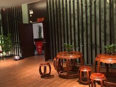 等位区-冶春茶社(星汉大厦店)