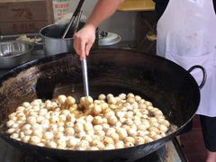 -邓记新一代糖油果子(四川煤管局供销公司职工宿舍店)