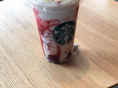草莓星冰乐-星巴克(深圳石岩星城店)