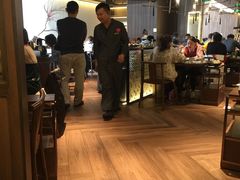 -捞王锅物料理(上海世茂广场店)